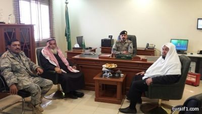 بالصور..لجنة حياة تزور عدد من الدوائر الحكومية بطريف للتوعية بأضرار التدخين والمخدرات