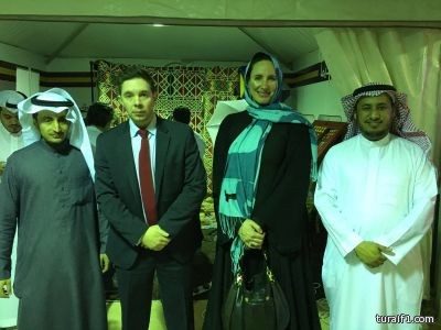 بالصور..وفد بريطاني لأول مرة في المملكة يزور جناح الشمالية وعدد الزوار يتخطى 200 ألف زائر