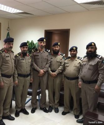 بالصور..مدير الدفاع المدني بالشمالية يقلد عدد من الأفراد رتبهم الجديدة