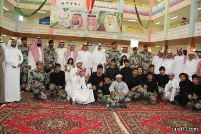 مساعد المدير العام للشؤون التعليمية في الشمالية يفتتح فعاليات الاحتفال برجال الطورئ في ثانوية ابن تيمية‎