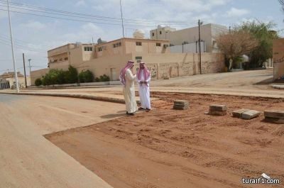 رئيس بلدي طريف يقوم بجولة على أحد المشاريع بناءً على طلب مواطن‎