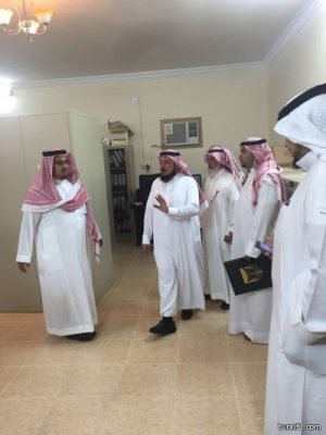 مدير عام فرع العدل بالشمالية يتفقد المحكمة العامة برفحاء
