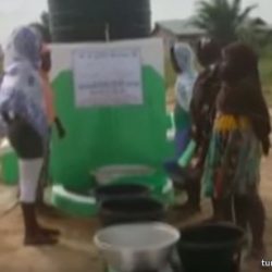 بالصور..القريشي يتفاعل مع شكوى أولياء أمور إحدى مدارس طريف بعد إجبار طالباتها على دفع مبلغ مالي لإقامة حفل التخرج