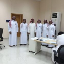 بالصور..شباب مركز طريف الموسمي يشاركون في مخيمات الإفطار بطريف