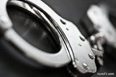 القبض على عصابة مكونة من 4 شبان وفتاة تخصصت في ضرب المارة وسلب مقتنياتهم بمكة