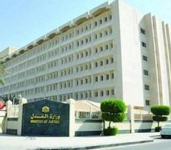 مليون مستفيد من التأمين ضد “التعطل عن العمل” .. بشروط