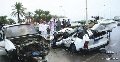 محامٍ يؤكد أن عقوبة تصوير المصابين في الحوادث السجن 5 سنوات أو الغرامة 3 ملايين ريال
