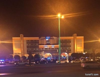 مقتل لواء متقاعد وإصابة ابنه في قاعة أفراح بخميس مشيط بسبب خلاف على “صوت الشيلات”
