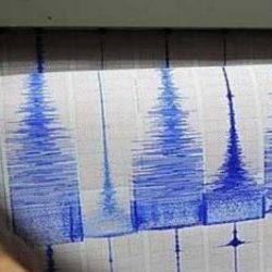 الأمير مشعل بن عبدالله يلتقي مدير الطرق السابق بمنطقة الحدود الشمالية