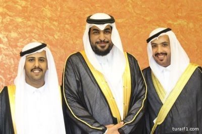 بالصور..صالح محترك أبو صلعى الرويلي يحتفل يزواج اخيه “عبدالرزاق” وابنه” مشاري”