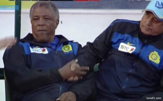 نادي النصر يعتمد اقالة مدربه “ماتورانا” من عدمها خلال 24 ساعة