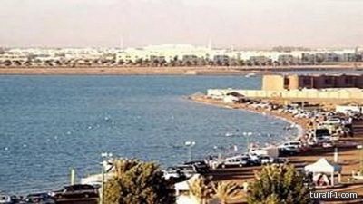 وافد عربي يُهدّد بإحراق منزل الكفيل وعائلته وحرق نفسه للسماح له بالعودة إلى بلده