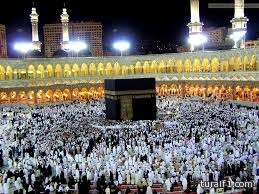 فاعل خير من طريف يتبرع بتكاليف 100 معتمر إلى بيت الله الحرام