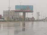 بالصور.. أمطار الخير تهطل على محافظة طريف