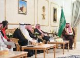سمو الأمير فيصل بن خالد بن سلطان يستقبل رئيس هيئة الهلال الأحمر السعودي ويدشن مشروعات وبرامج الهيئة في الحدود الشمالية