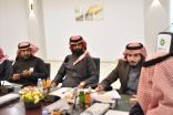 بحضور رئيس بلدية طريف.. “الحازمي” يعقد اجتماع مع فريق العمل الرقابي بالبلدية
