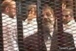 فيديو..طبيب نفسي يكشف سر ابتسامة “مرسي”