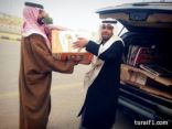 بالصور فرع بنك الرياض بطريف يوزع كسوة الشتاء السنوية على المحتاجين في المحافظة