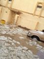 الأمطار تحتجز مركبة بشعيب اللويزية بها 11 شخص و أخرى على هجرة قيصومة فيحان