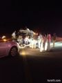 حادث شنيع على طريق طريف عرعر وحجز قائد أحد السيارات داخلها ( صور )