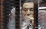 الحكم ببراءة حسني مبارك ونجليه ووزير داخليته في «قضية القرن»