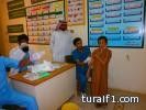 مركز الصالحية بطريف يقوم بتطعيم طلاب مدرسة سعيد بن زيد الابتدائية