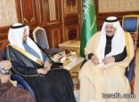 الأمير نايف بن عبد العزيز ولي العهد خلال استقباله أمس وزير الصحة وأعضاء مجلس الخدمات الصحية.