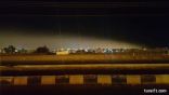 بالصور..سحابة دخانية مجهولة المصدر تغطي سماء محافظة طريف