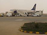 طائرة طريف الرياض عالقة في المطار بسبب عطل فني