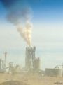 تخوف سكان طريف من انبعاث الأدخنة بكثافة من أحد مصانع الأسمنت بالمحافظة