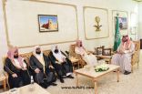الأمير فيصل بن خالد بن سلطان يلتقي مدير فرع الإفتاء في منطقة الحدود الشمالية