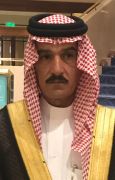 الأستاذ “محمد المعيقل” يجري عملية جراحية تكللت بالنجاح
