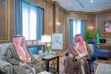 سمو أمير الحدود الشمالية يستلم تقريراً عن أهم أعمال وبرامج الإسكان بالمنطقة